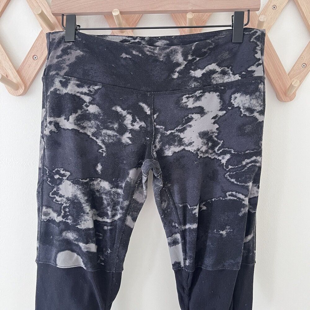 Alo Yoga Goddess Ribbed Women Legging Pant High Waist Black Camo Ruched Medium - Picture 3 of 9